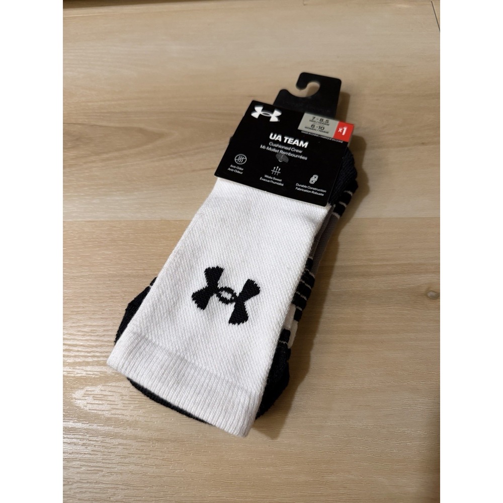 Under Armour UA TEAM Cushioned CREW Socks WHITE Unisex Men's 7-8.5, Womens 6-10